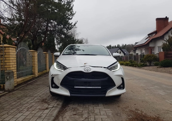 Toyota Yaris cena 46700 przebieg: 2500, rok produkcji 2021 z Olsztyn małe 56